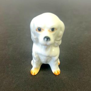 Vintage small bone china Golden Retriever dog figure